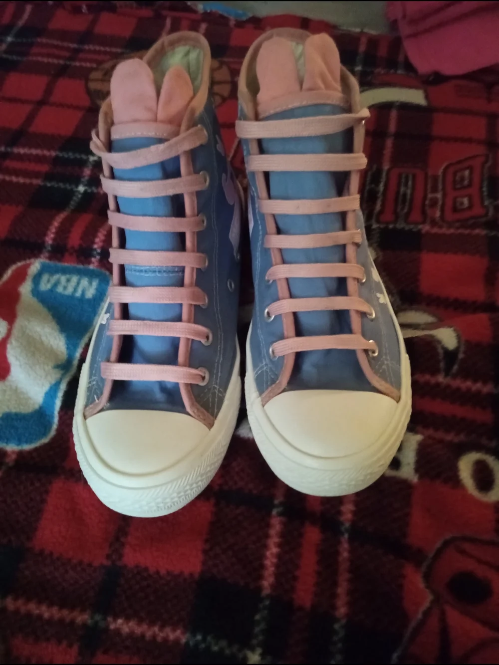 Converse High-Top Sneakers in Blue and Pink